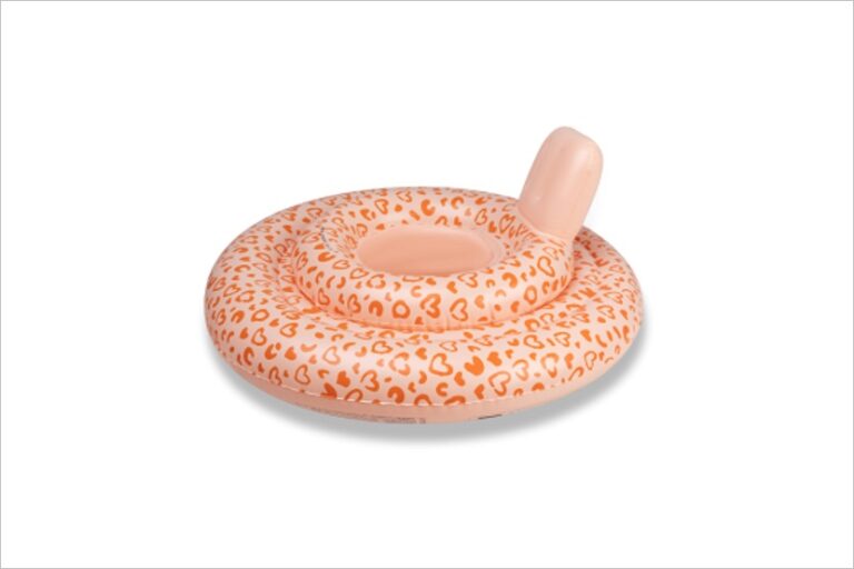 Terugroepactie Babyfloat met panterprint 0-1 jaar van Kruidvat en Trekpleister