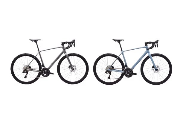 Veiligheidswaarschuwing VAN RYSEL racefiets EDR CF ULTRA 105 Di2 van Decathlon